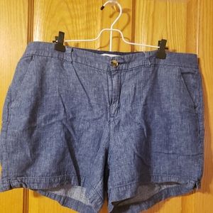 Old Navy Everyday Mid-Rise Chambray Shorts Sz. 18